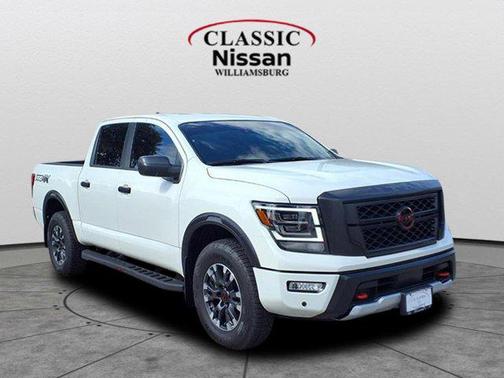 2024 Nissan Titan PRO-4X