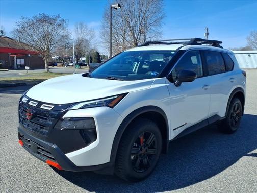 2025 Nissan Rogue Rock Creek