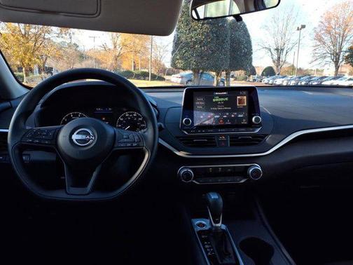 2025 Nissan Altima S FWD