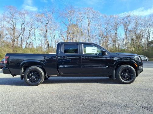 Super Black 2026 Nissan Frontier SV