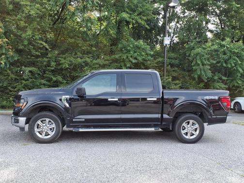 Agate Black Metallic 2024 Ford F-150 XLT