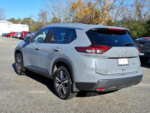 2024 Nissan Rogue SL