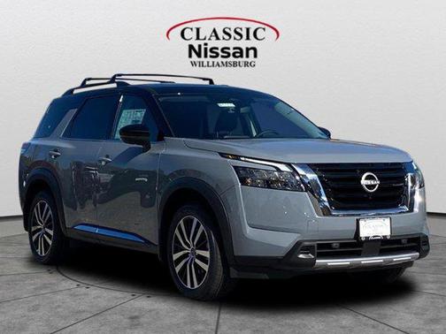 2025 Nissan Pathfinder Platinum 4WD