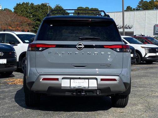 2025 Nissan Pathfinder Platinum 4WD