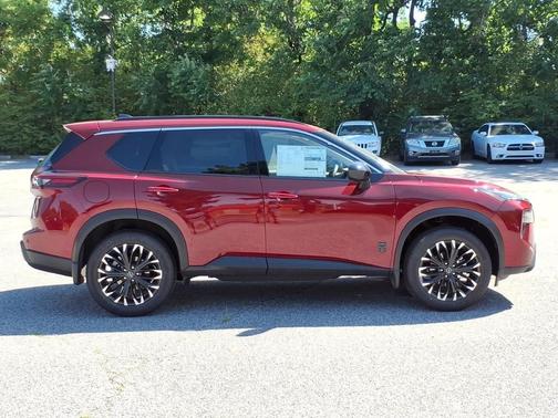 Scarlet Ember Tintcoat 2026 Nissan Rogue Dark Armor