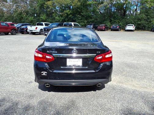 2017 Nissan Altima 2.5 SV
