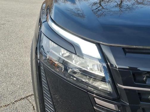 Super Black 2026 Nissan Pathfinder Platinum