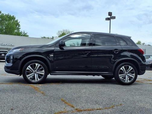 2023 Mitsubishi Outlander Sport SE