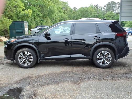 Super Black 2023 Nissan Rogue SV