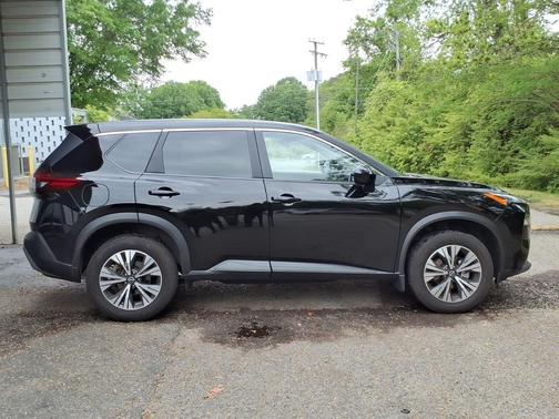 Super Black 2023 Nissan Rogue SV