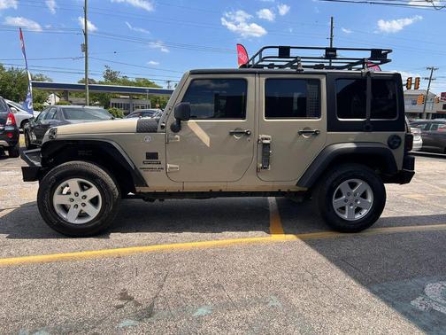 Gobi Clearcoat 2017 Jeep Wrangler Unlimited Sport