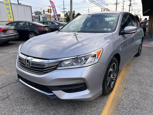 Lunar Silver Metallic 2017 Honda Accord LX