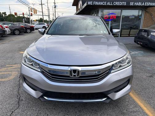 Lunar Silver Metallic 2017 Honda Accord LX