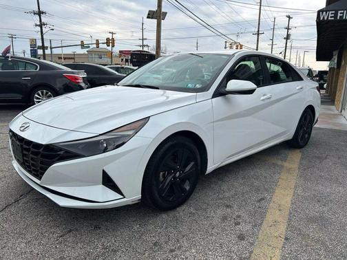 2021 Hyundai ELANTRA SEL