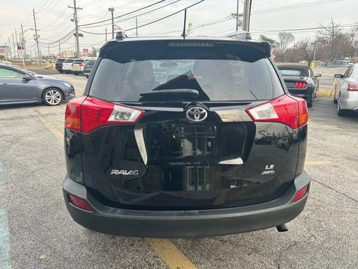 2015 Toyota RAV4 LE