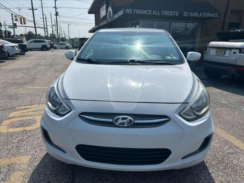2017 Hyundai Accent SE