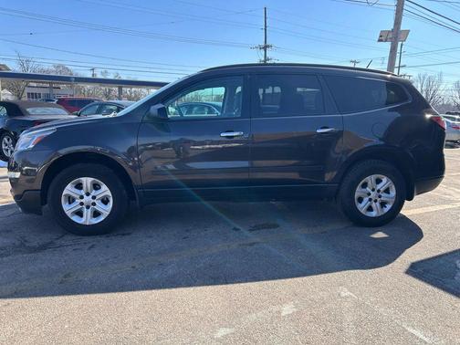 2017 Chevrolet Traverse LS
