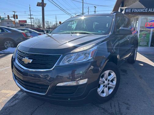 2017 Chevrolet Traverse LS