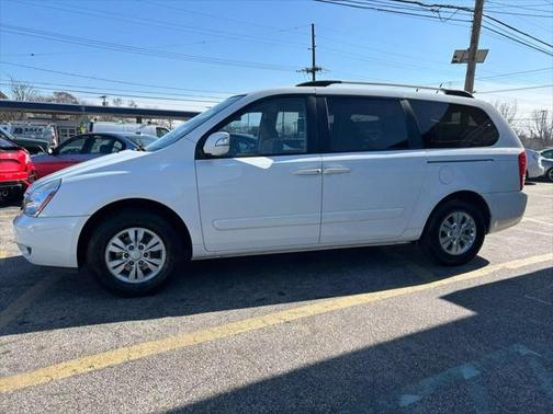 2012 Kia Sedona LX