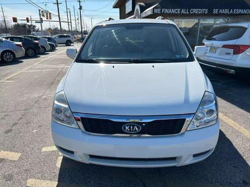 2012 Kia Sedona LX