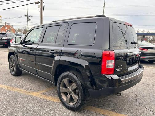 Black Clearcoat 2017 Jeep Patriot Sport