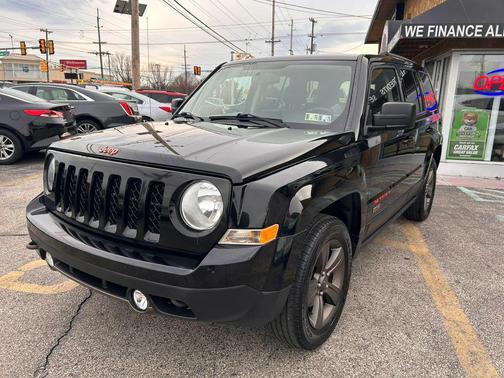 Black Clearcoat 2017 Jeep Patriot Sport