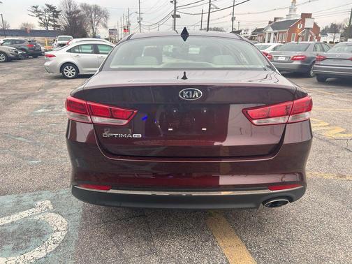2016 Kia Optima LX
