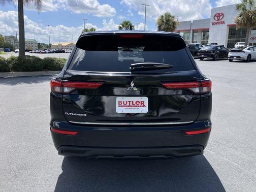 2024 Mitsubishi Outlander ES 2.5 2WD