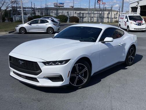 2024 Ford Mustang EcoBoost