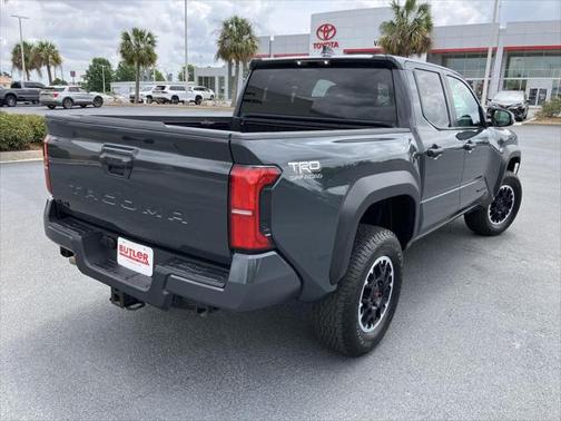 2024 Toyota Tacoma TRD Off Road