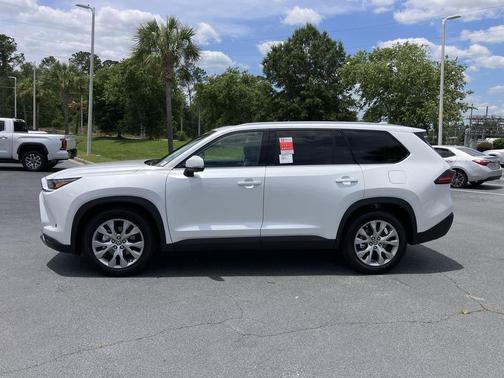 Wind Chill Pearl 2026 Toyota Grand Highlander Hybrid Limited