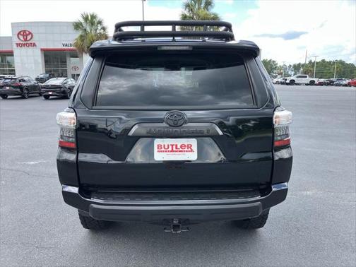 2024 Toyota 4Runner TRD Off Road