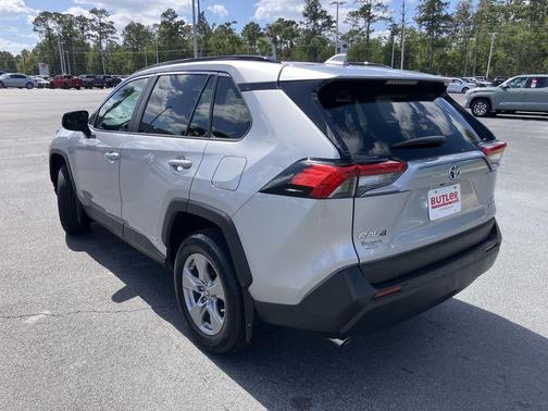 2024 Toyota RAV4 Hybrid LE