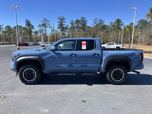 2026 Toyota Tacoma Hybrid TRD Off Road