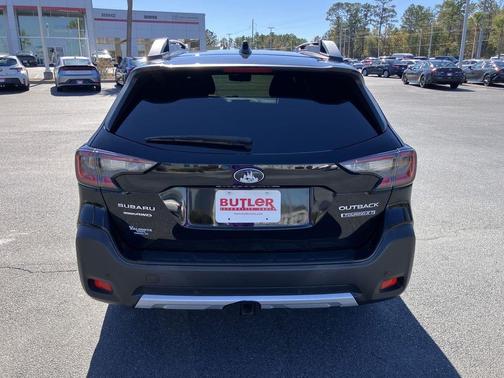2023 Subaru Outback Touring XT