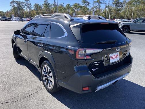 2023 Subaru Outback Touring XT