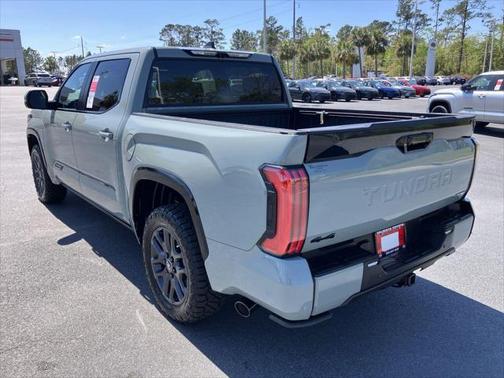 2025 Toyota Tundra Hybrid Platinum