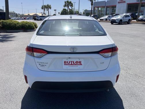 White (Ice Cap) 2024 Toyota Corolla LE