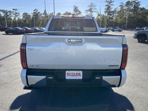 2025 Toyota Tundra Hybrid 1794 Edition