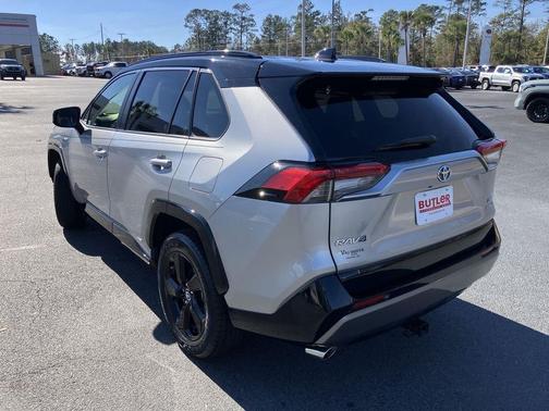 2019 Toyota RAV4 Hybrid SE