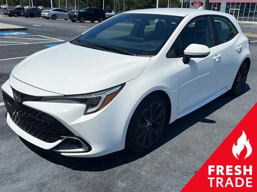 2025 Toyota Corolla XSE