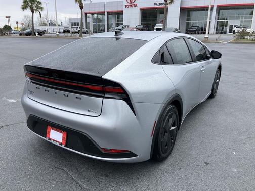 2026 Toyota Prius LE