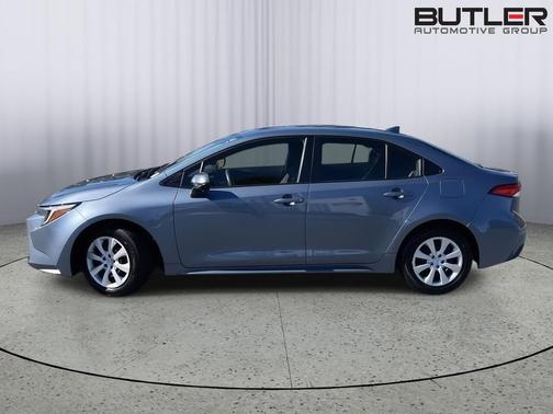 2025 Toyota Corolla Hybrid SE