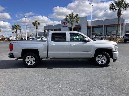 2017 Chevrolet Silverado 1500 2LT