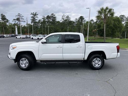 White (Super White) 2020 Toyota Tacoma SR