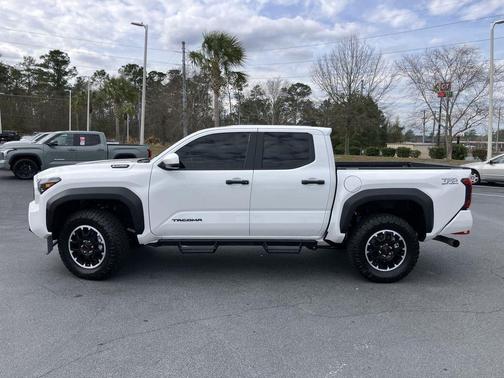 2025 Toyota Tacoma Hybrid TRD Off Road
