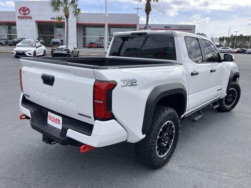 2025 Toyota Tacoma Hybrid TRD Off Road