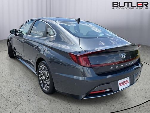 2023 Hyundai SONATA Hybrid Limited