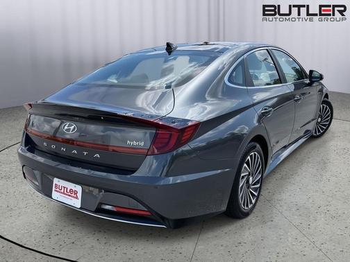 2023 Hyundai SONATA Hybrid Limited