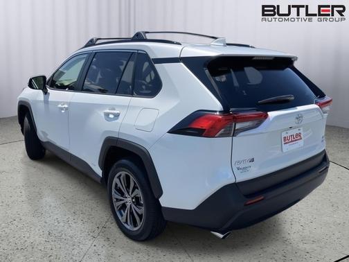 2025 Toyota RAV4 Hybrid XLE Premium